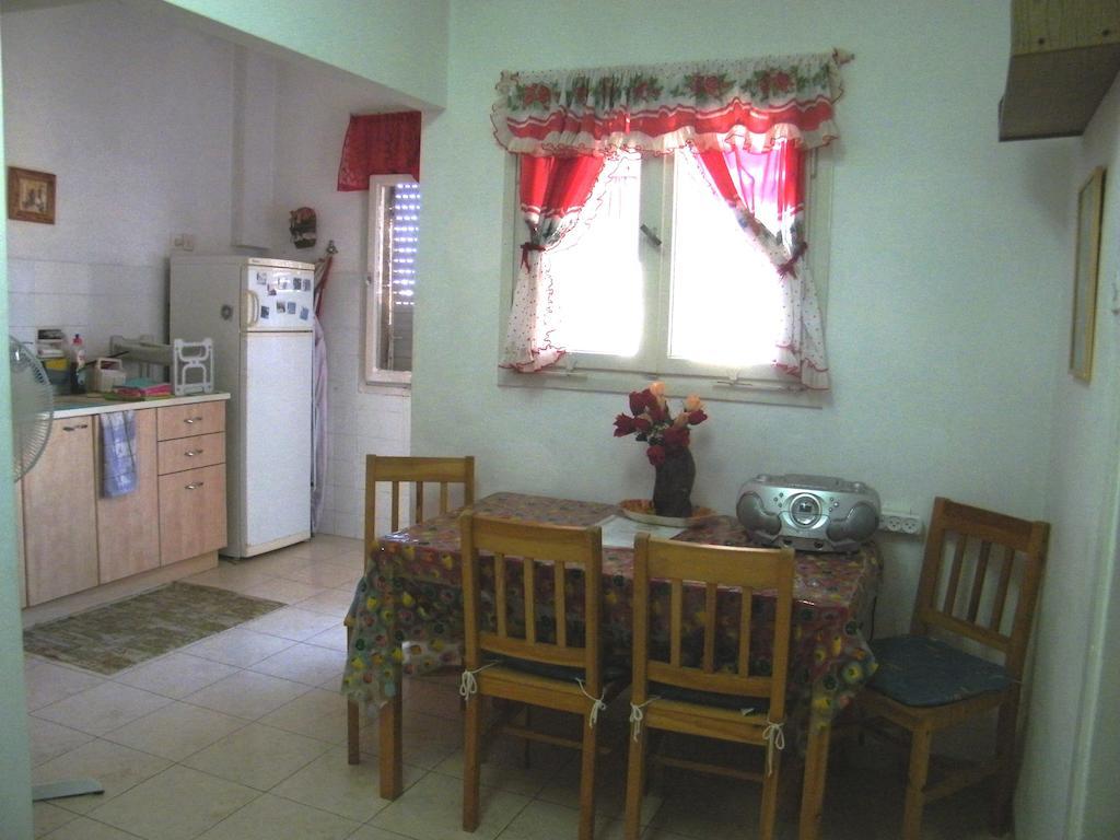 Stella Maris Hosting Apartamento Haifa Quarto foto